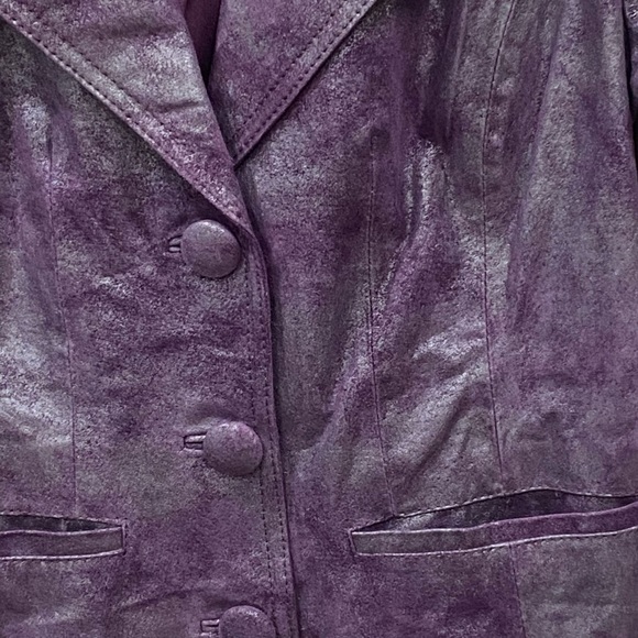 Alice Blue Leather Jacket - Picture 7 of 10